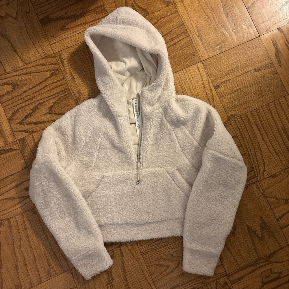 Lululemon White Sherpa Women's Half zip Scuba  Sweater